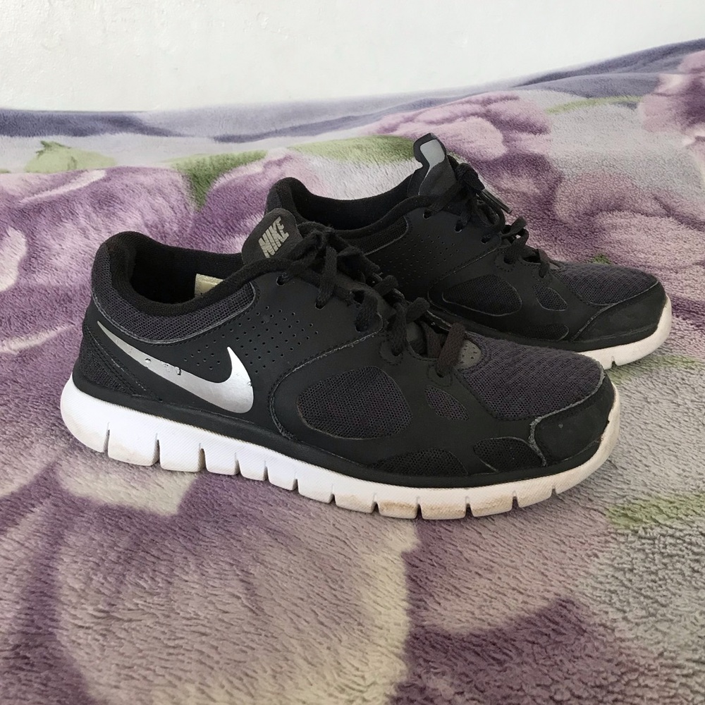 Nike Flex 2012 Women’s Athletic Shoes - Picture 2 of 10
